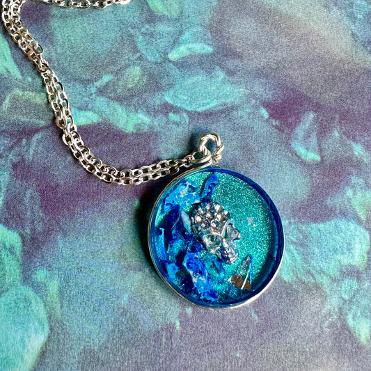 Shipwreck Necklace - Silver