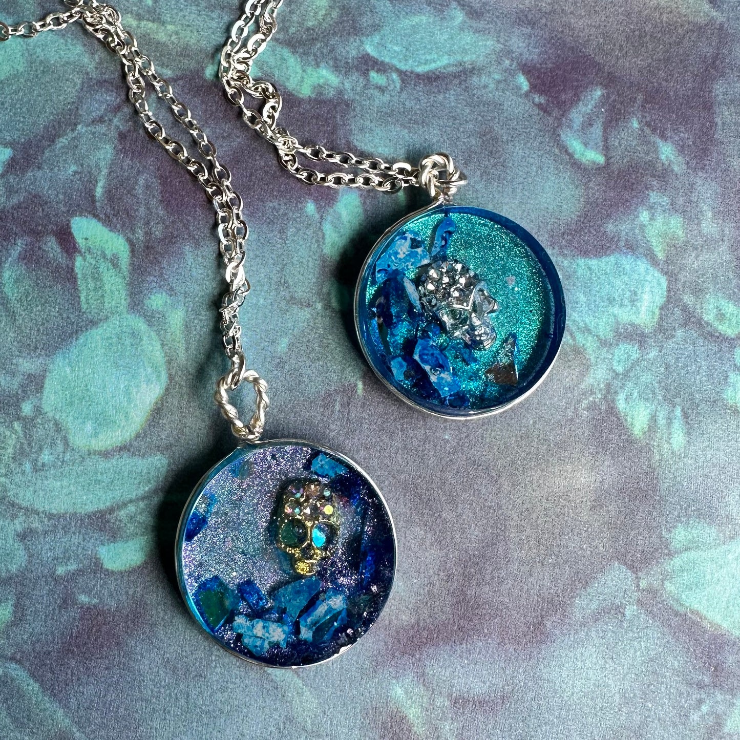 Shipwreck Necklace - Gold