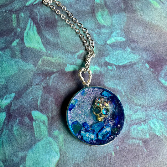 Shipwreck Necklace - Gold