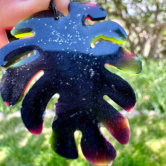 Glow Skull Monstera Pendant Necklace