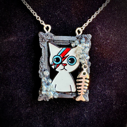 Bowie Cat Frame Pendant Necklace