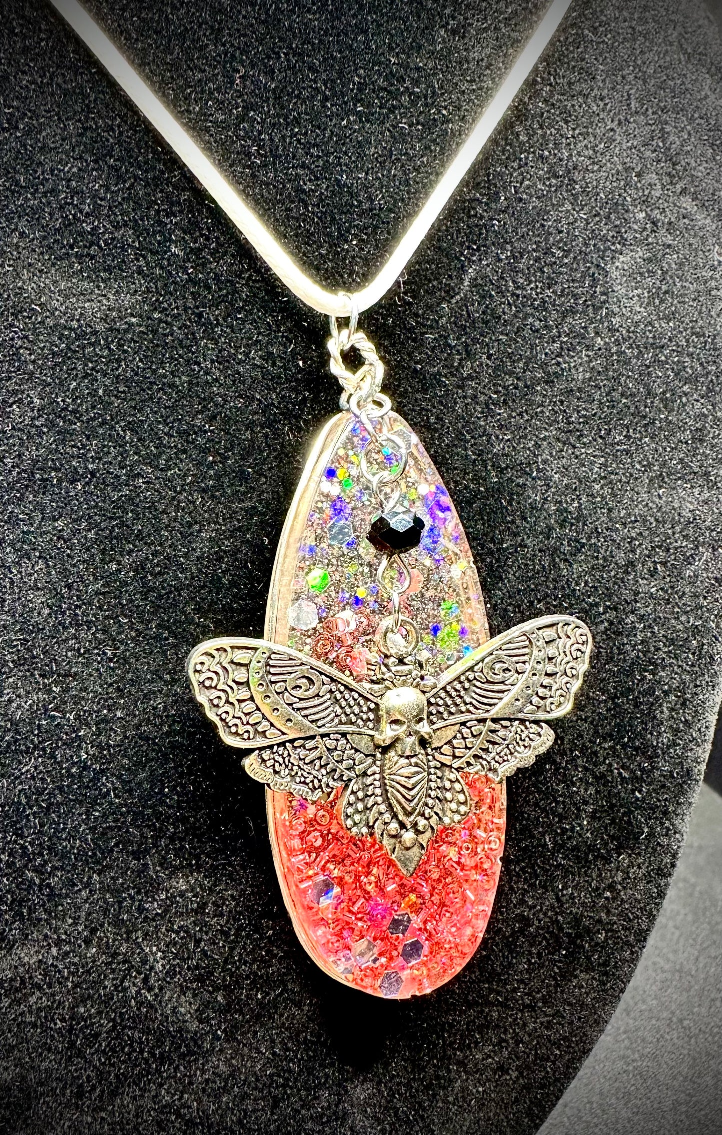 Glitter Rave Necklace - Skull Moth Charm, UV Reactive Pendant for Festivals & Parties, Unique Blacklight Jewelry